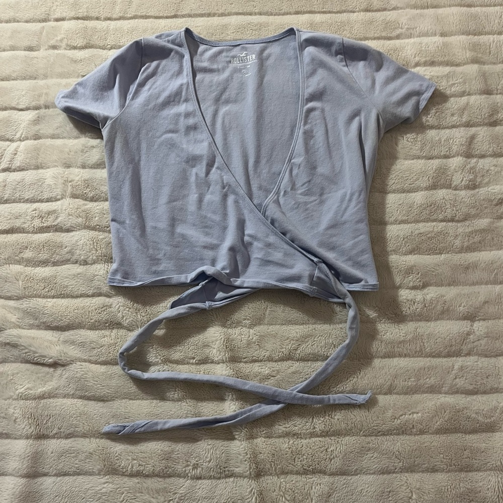 Hollister Cross Top